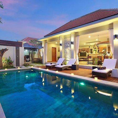 Kae Villa Anggrek Seminyak Eksteriør billede